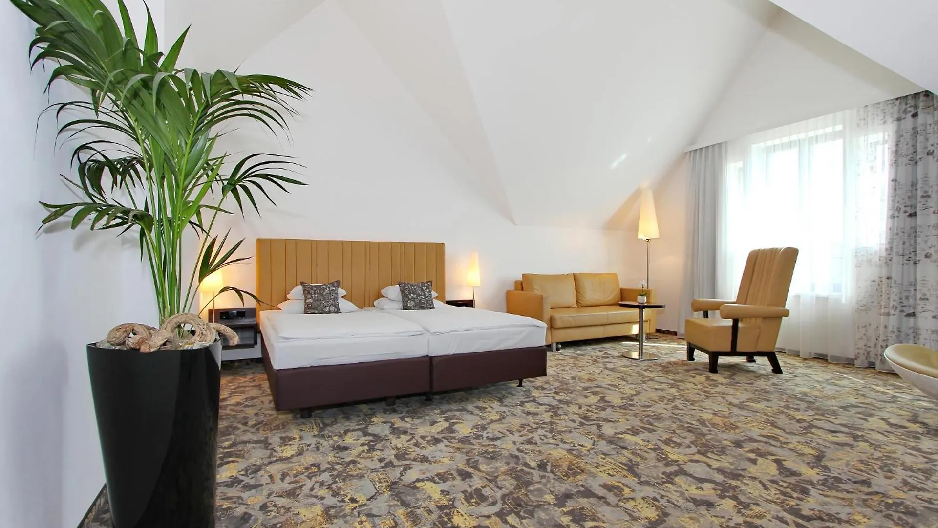 ARCOTEL Camino - im Zentrum Stuttgart 4*,