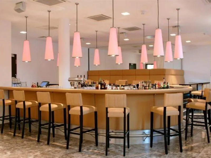 Hotel ARCOTEL Camino - im Zentrum Stuttgart