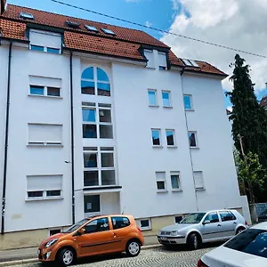 Exklusiv Moeblierte In Besten Lage Stuttgart